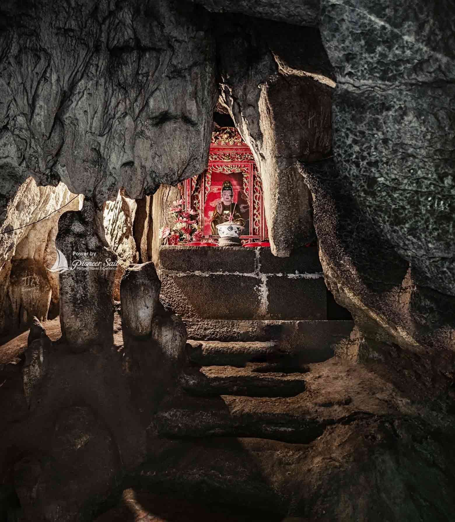 Bich Dong Pagoda Complex Tam Coc Ninh Binh Vietnam