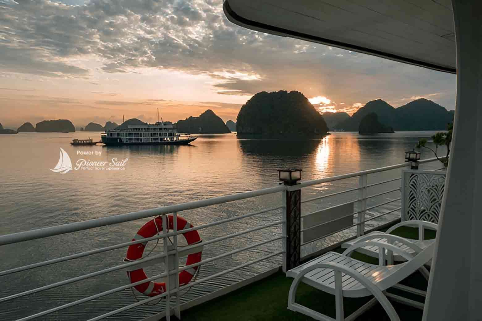 Stunning Views Of Halong Bay From A Boat