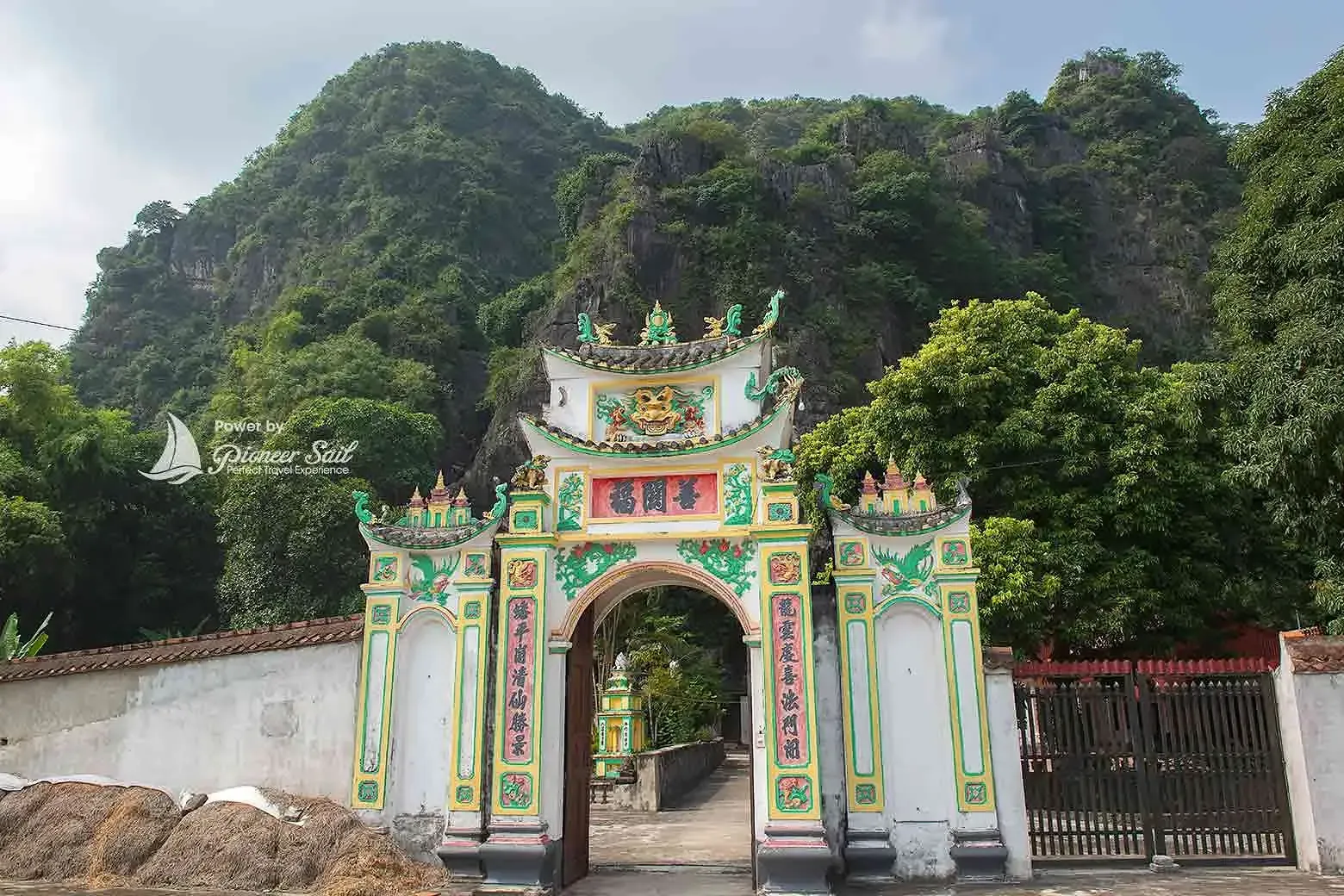 Temple In Tam Coc A Part Of Trang An