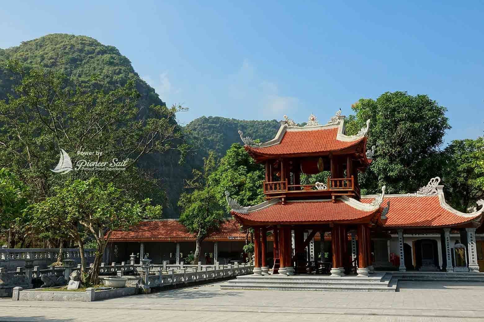 Temple Thai Vi At Tam Coc Near Security 2 2