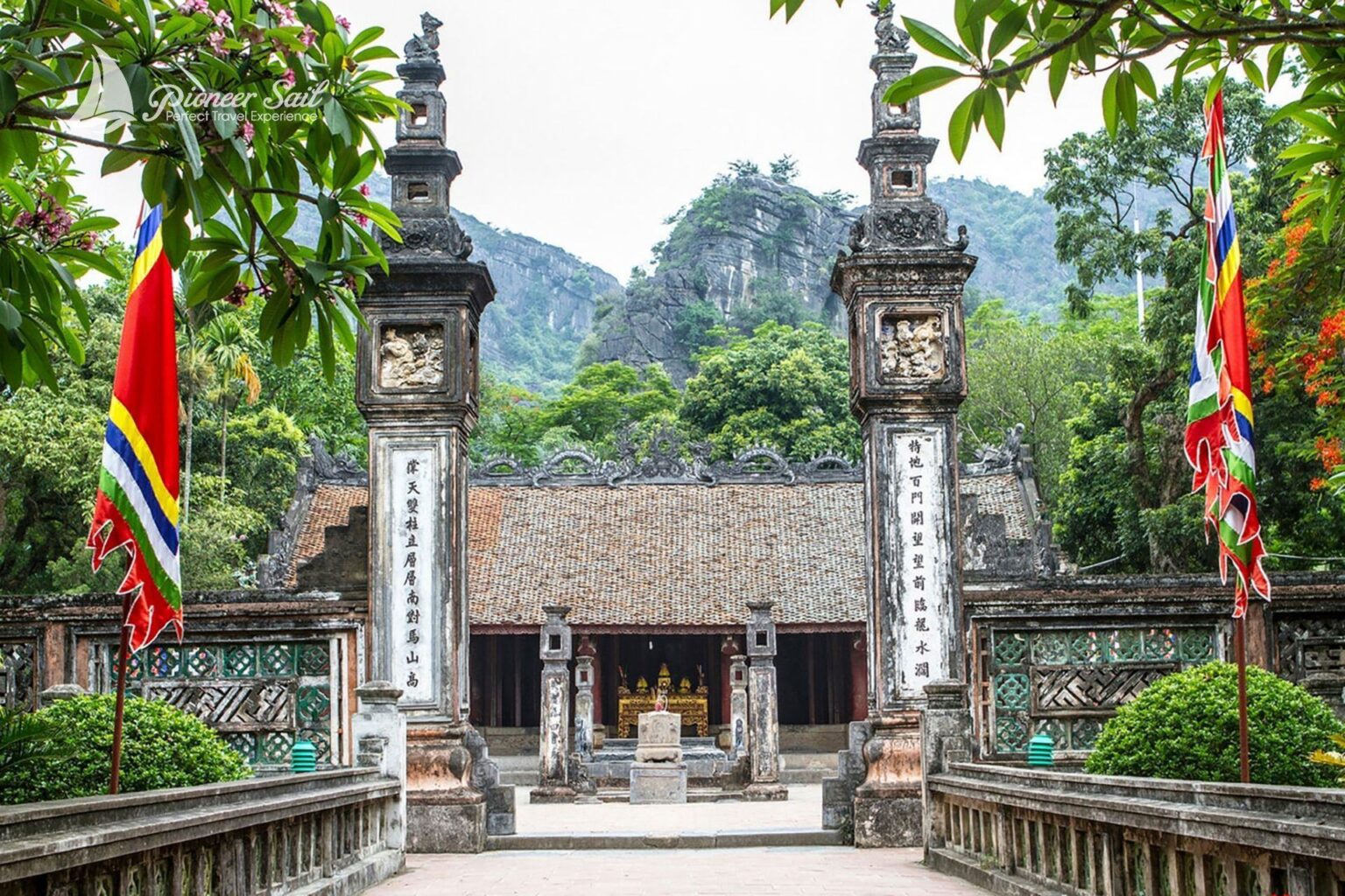 Hoa Lu Tam Coc 1 Day Trip By Limousine 7