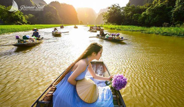 Hoa Lu Tam Coc 1 Day Trip By Limousine 2